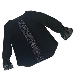 IMNYC Isaac Mizrahi Black With Silver Ruffle Lace Sleeves Blouse